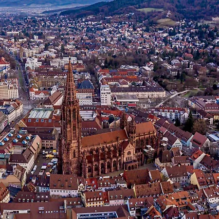 Charmante Ferienwohnung In Der Freiburger Altstadt * Freiburg im Breisgau